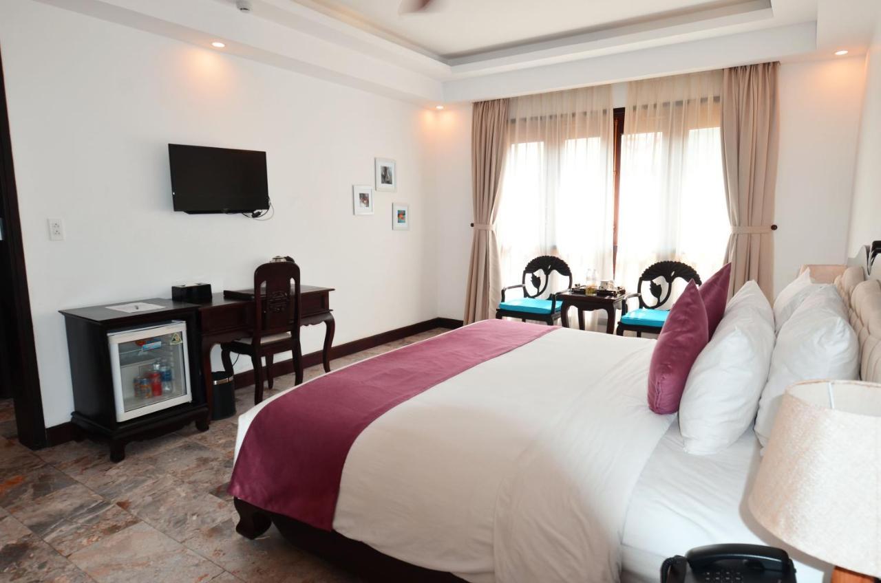 Hoian Central Hotel Хой Ан Екстериор снимка
