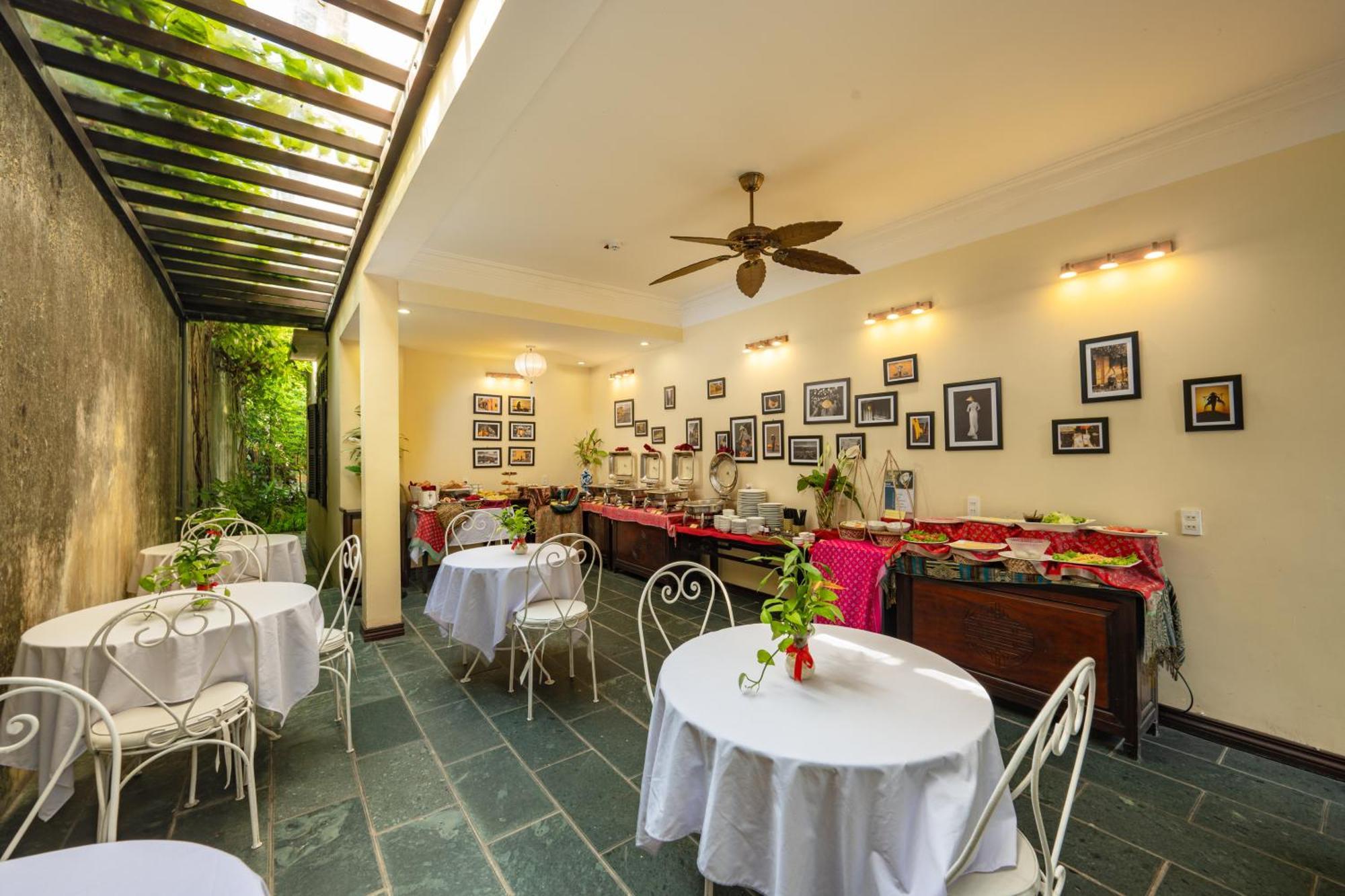 Hoian Central Hotel Хой Ан Екстериор снимка